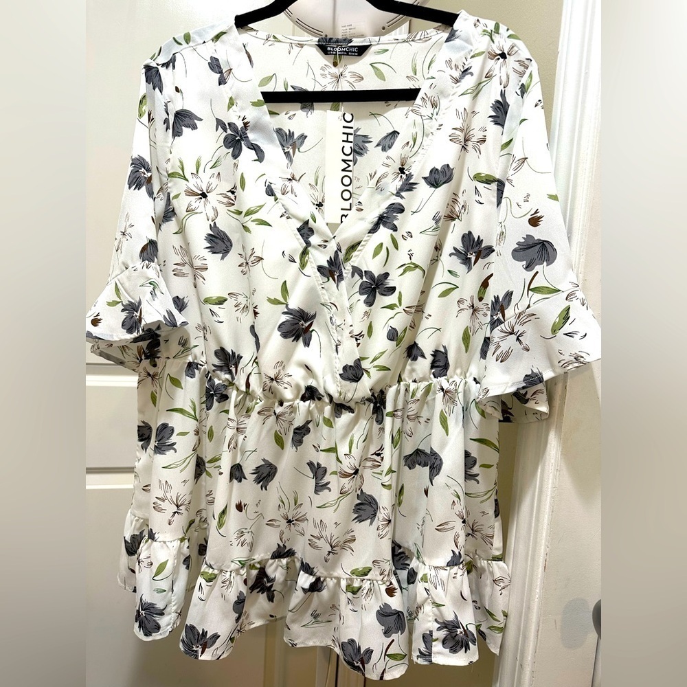 BloomChic Plus Size 6XL Floral Wrap Flutter Sleeve Woven Blouse us30